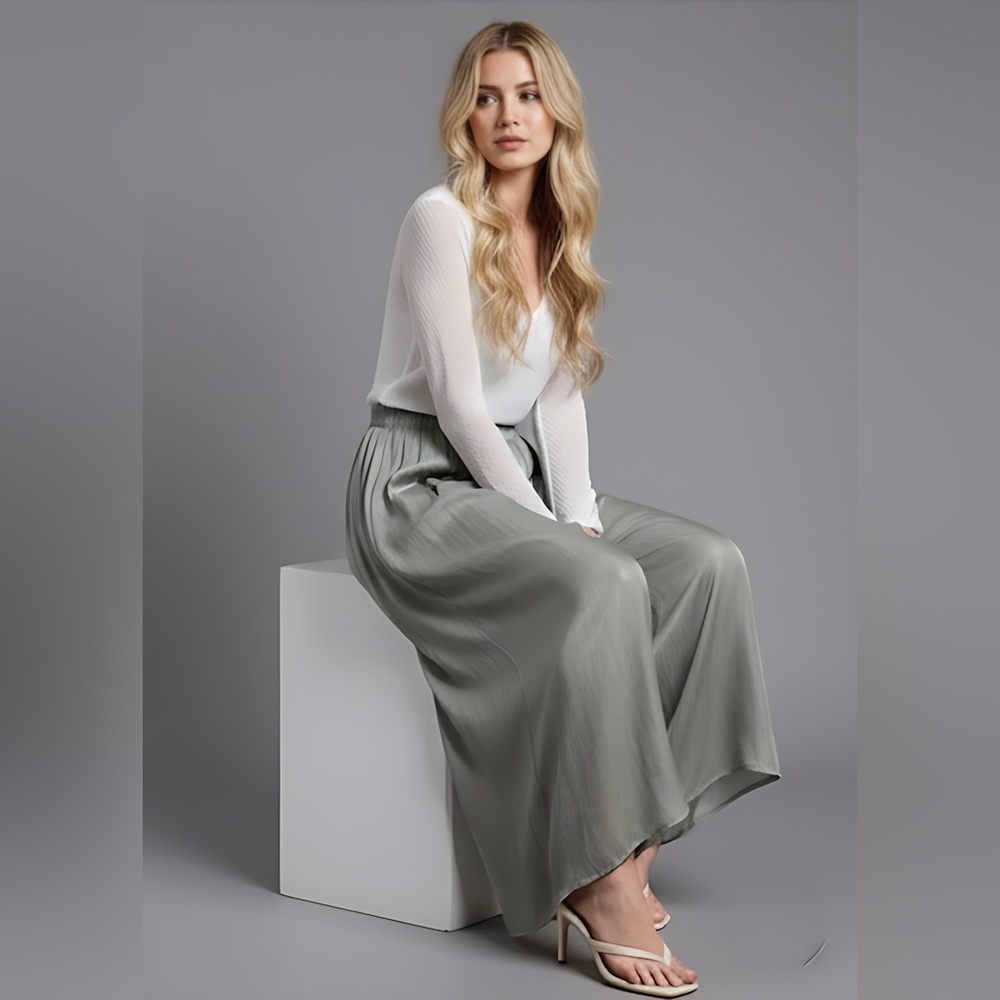 LAST ONE 🔥 Shimmer Sage Wide Leg Pant - Picture 4 of 8